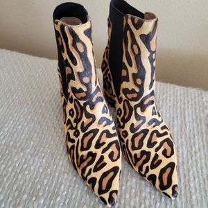 NWOB Linea Paolo 8M animal print